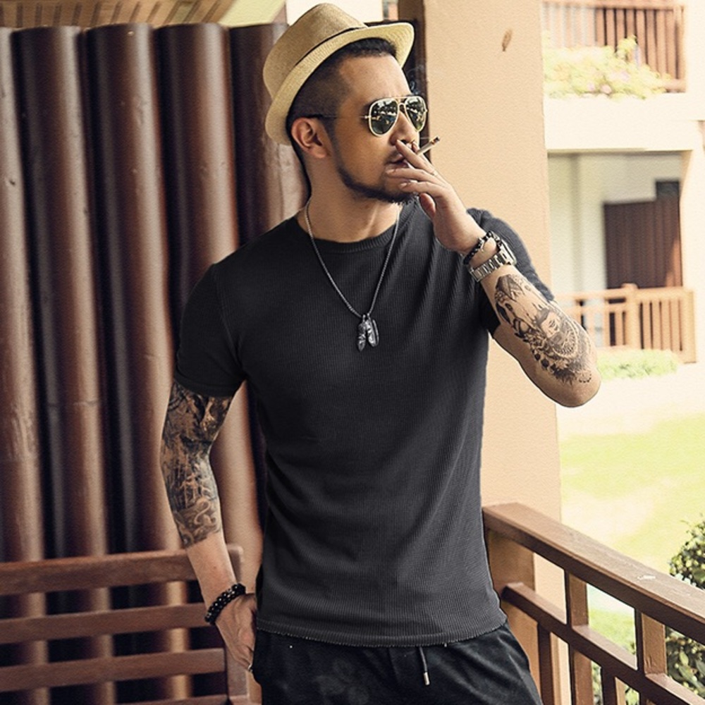 Black knit Crewneck short sleeve t shirt